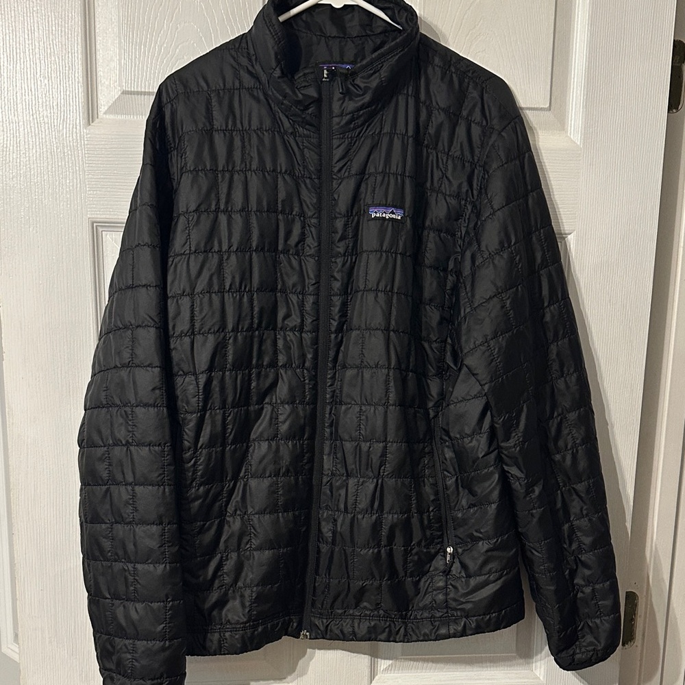 Patagonia Men's Black Puffer Jacket